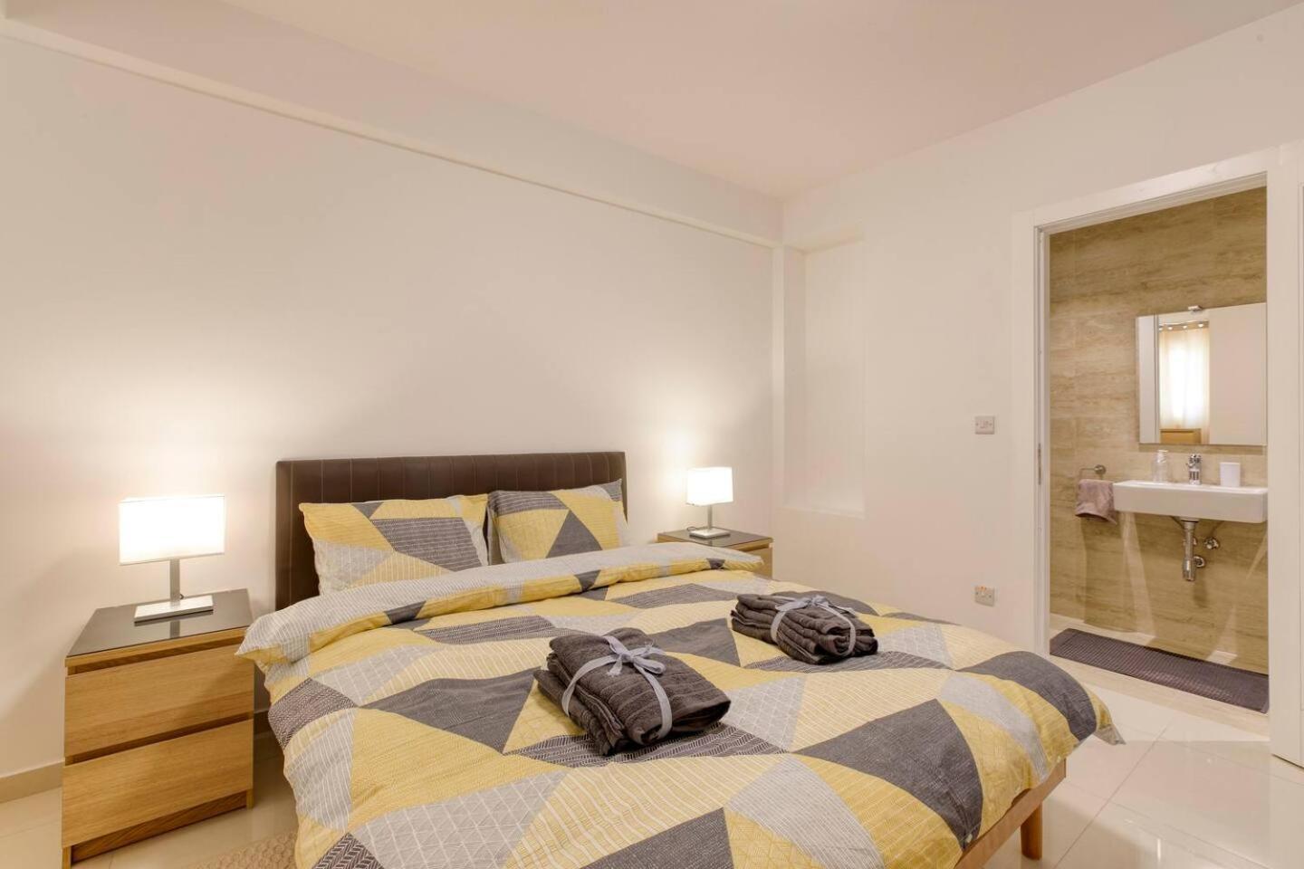 Beautiful Modern Central 2Br Apt Ta Xbiex Екстер'єр фото